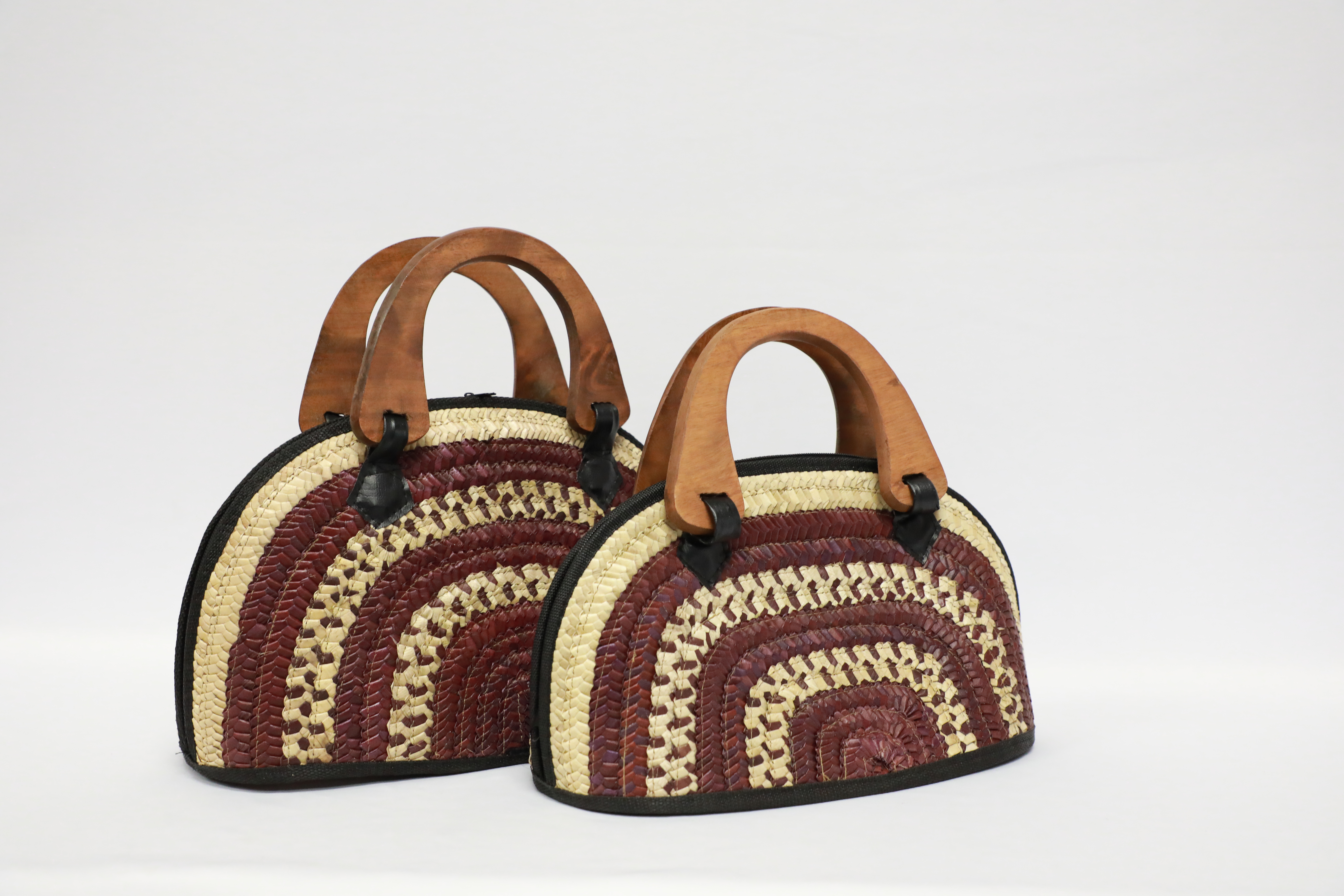 Lauhala S/2 half moon bag two-tone (L) 15x9x7 (M) 14x8x6